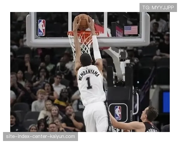 马刺维克托文班亚马右脚踝酸痛小概率缺阵,球队状元秀健康状况存疑 马刺维克托文班亚马右脚踝酸痛小概率缺阵,球队状元秀健康状况存疑